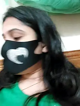 Snapshot of Suvosri chatting on 03.08.25 Suvosri online show from 03.08.25