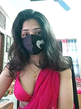 Snapshot of Suvosri chatting on 03.10.25 Suvosri online show from 03.10.25