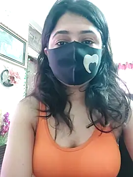 Snapshot of Suvosri chatting on 03.14.25 Suvosri online show from 03.14.25