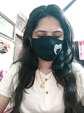 Snapshot of Suvosri chatting on 03.21.25 Suvosri online show from 03.21.25