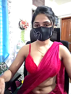 Snapshot of Suvosri chatting on 09.25.25 Suvosri online show from 09.25.25