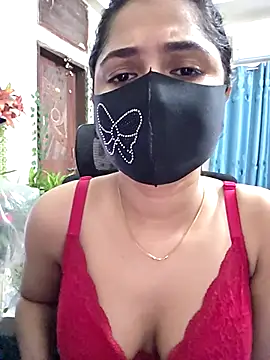 Snapshot of Suvosri chatting on 09.30.25 Suvosri online show from 09.30.25