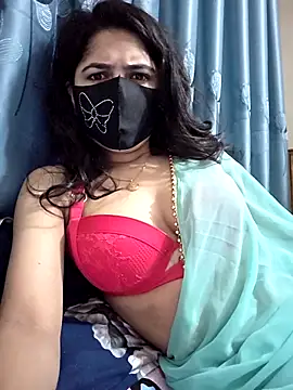 Snapshot of Suvosri chatting on 10.11.25 Suvosri online show from 10.11.25