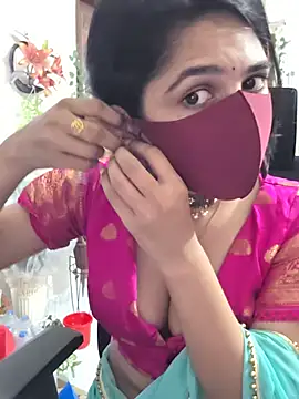 Snapshot of Suvosri chatting on 11.12.25 Suvosri online show from 11.12.25