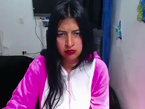 Yunhot  online show from 01.26.25