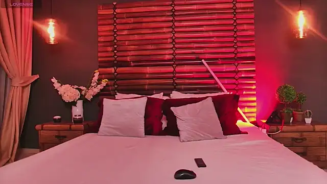 EllaViceX online show from 11.22.25