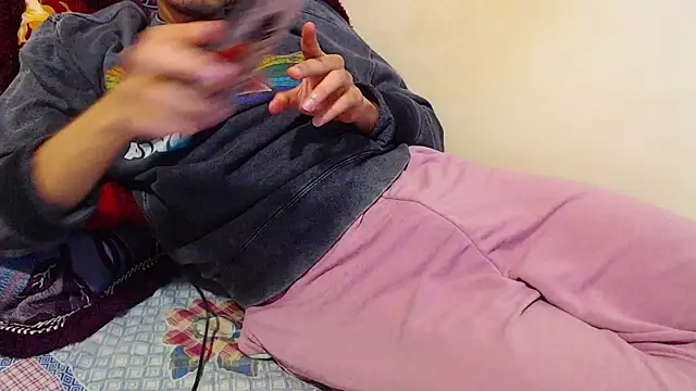 Alexdelarge323 online show from 12.31.24