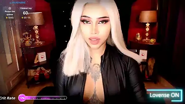 Snapshot of BigCockMARIAts chatting on 10.30.25 BigCockMARIAts online show from 10.30.25