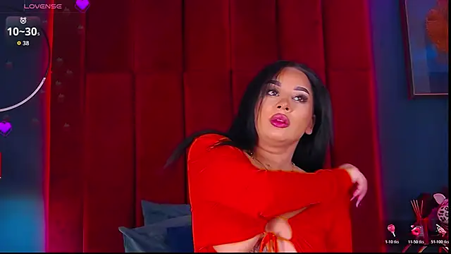 MadyLuxxx online show from 10.28.25