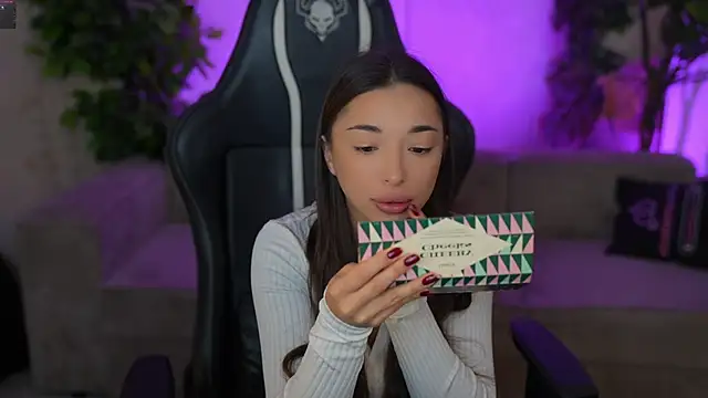 Jasmine Flow online show from 11.15.25