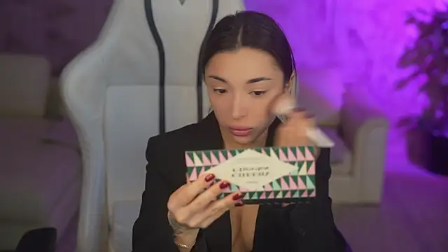 Jasmine Flow online show from 11.17.25