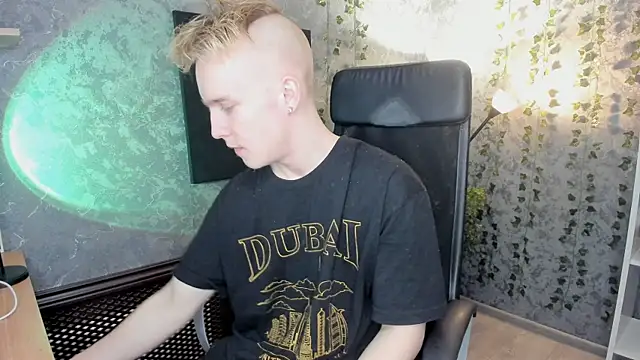 AlexxSweet online show from 01.31.25