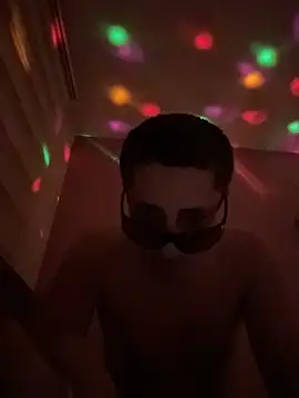 Snapshot of WhiteeMen chatting on 11.16.25 WhiteeMen online show from 11.16.25