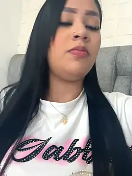 Luisa Fernandaa online show from 10.16.25