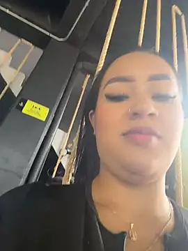 Luisa Fernandaa online show from 03.12.26