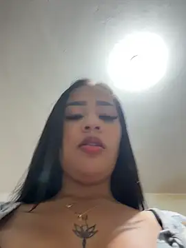 Snapshot of Luisa_Fernandaa chatting on 04.19.26 Luisa Fernandaa online show from 04.19.26