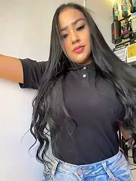 Snapshot of Luisa_Fernandaa chatting on 05.27.26 Luisa Fernandaa online show from 05.27.26