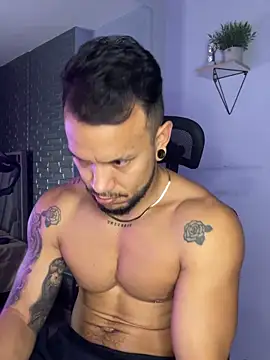 ARON TAYLER01 online show from 10.03.25