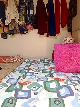 Snapshot of NicRaisaa chatting on 01.09.25 NicRaisaa online show from 01.09.25