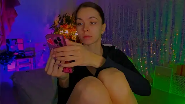 poli   online show from 12.17.25