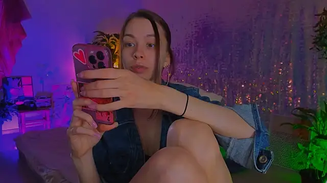 poli   online show from 04.12.26