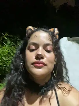 Snapshot of demonaughtyyy chatting on 11.01.25 demonaughtyyy online show from 11.01.25