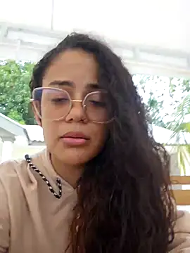 Snapshot of demonaughtyyy chatting on 11.05.25 demonaughtyyy online show from 11.05.25