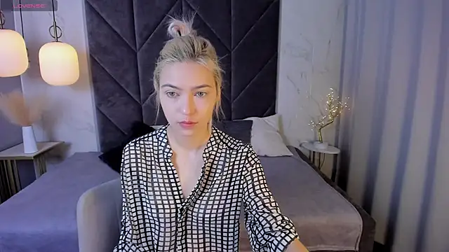 AlysiaSun online show from 09.11.25