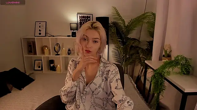 AlysiaSun online show from 09.15.25
