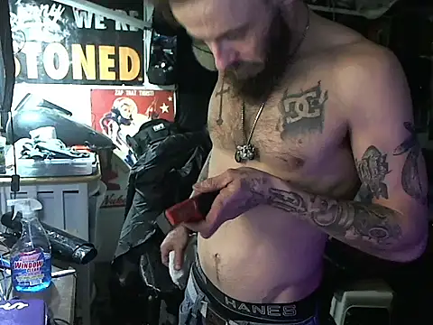 CloudDadddyyy420 online show from 12.22.24