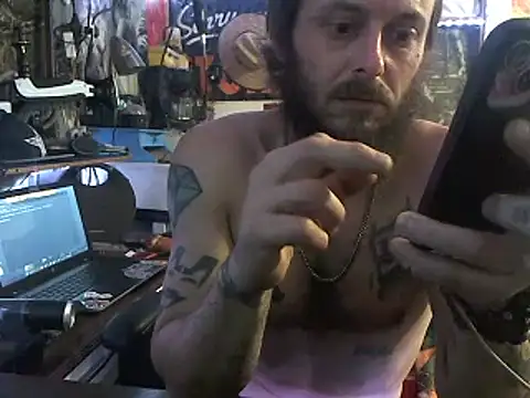 Snapshot of CloudDadddyyy420 chatting on 10.03.25 CloudDadddyyy420 online show from 10.03.25