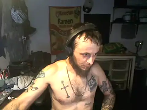 Snapshot of CloudDadddyyy420 chatting on 05.16.26 CloudDadddyyy420 online show from 05.16.26