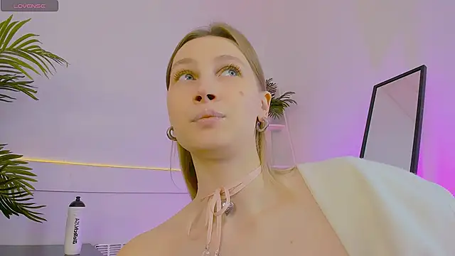 Jess Anders  online show from 11.16.25