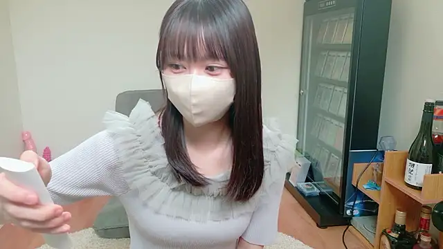 Snapshot of HIKARI_x0 chatting on 07.17.26 HIKARI x0 online show from 07.17.26