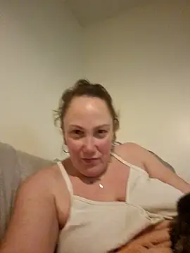 Snapshot of Wisie_Cutie chatting on 01.01.25 Wisie Cutie online show from 01.01.25