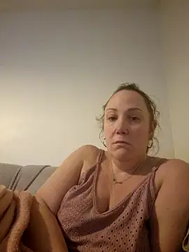 Snapshot of Wisie_Cutie chatting on 01.08.25 Wisie Cutie online show from 01.08.25