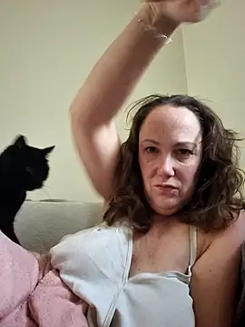 Snapshot of Wisie_Cutie chatting on 01.11.25 Wisie Cutie online show from 01.11.25