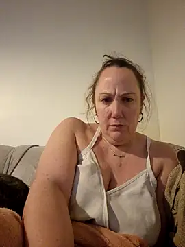 Snapshot of Wisie_Cutie chatting on 01.12.25 Wisie Cutie online show from 01.12.25