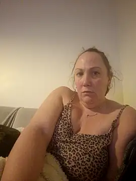 Snapshot of Wisie_Cutie chatting on 02.27.25 Wisie Cutie online show from 02.27.25