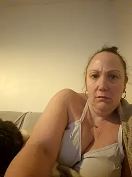 Snapshot of Wisie_Cutie chatting on 03.01.25 Wisie Cutie online show from 03.01.25