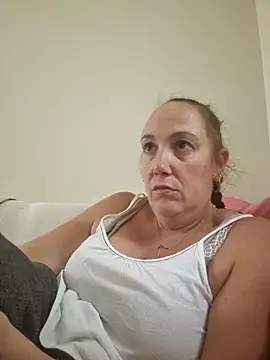 Snapshot of Wisie_Cutie chatting on 09.15.25 Wisie Cutie online show from 09.15.25