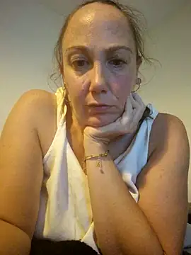 Snapshot of Wisie_Cutie chatting on 09.27.25 Wisie Cutie online show from 09.27.25