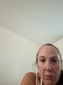 Snapshot of Wisie_Cutie chatting on 10.07.25 Wisie Cutie online show from 10.07.25