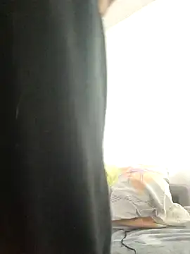 Snapshot of Wisie_Cutie chatting on 10.11.25 Wisie Cutie online show from 10.11.25