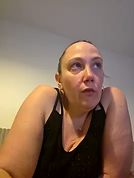 Wisie Cutie online show from 02.24.26