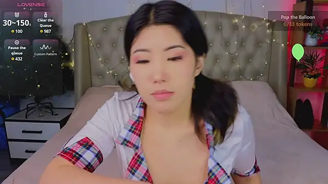 Wendy  Hills online show from 12.10.24