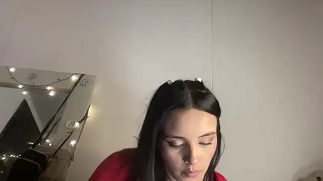 Snapshot of salome_polaniiee chatting on 12.28.24 salome polaniiee online show from 12.28.24