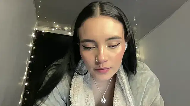 Snapshot of salome_polaniiee chatting on 01.24.25 salome polaniiee online show from 01.24.25