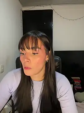 Snapshot of salome_polaniiee chatting on 02.22.25 salome polaniiee online show from 02.22.25