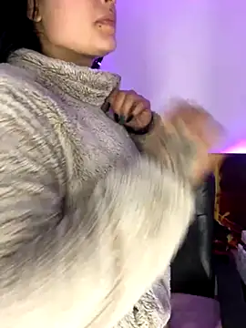 Snapshot of salome_polaniiee chatting on 10.02.25 salome polaniiee online show from 10.02.25